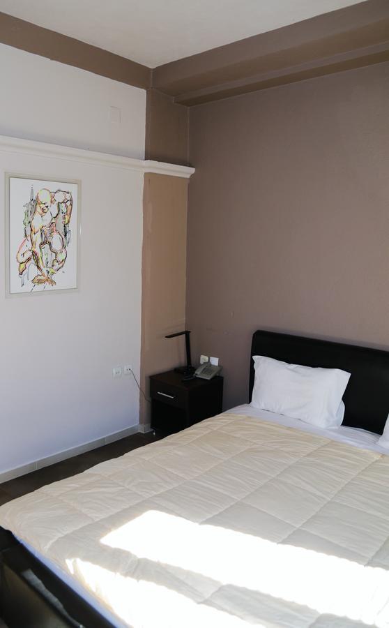 Hotel Ambasador Bitola Ngoại thất bức ảnh