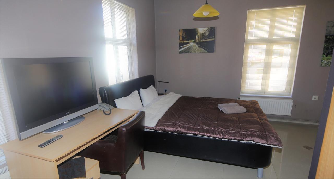 Hotel Ambasador Bitola Ngoại thất bức ảnh