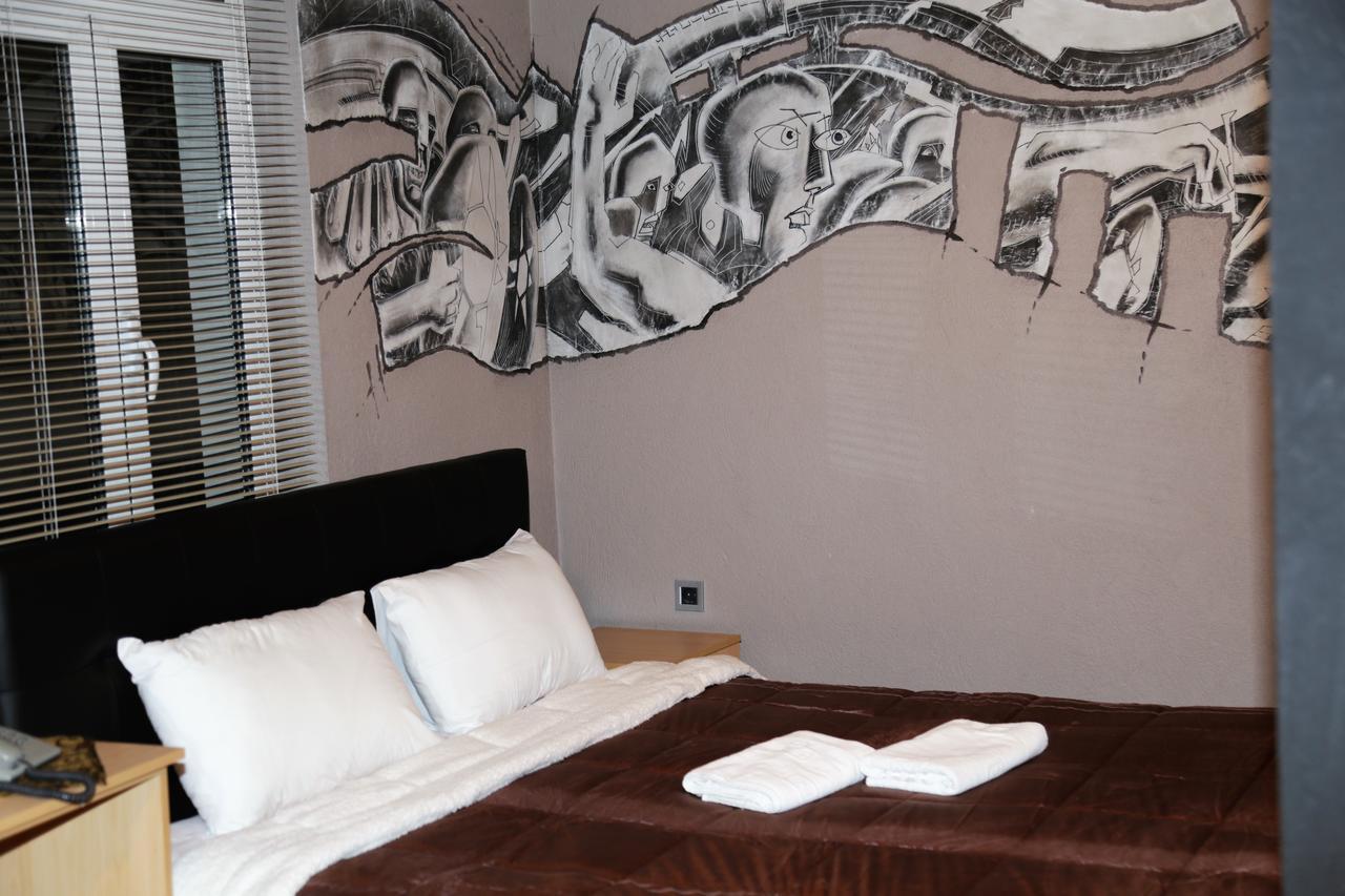 Hotel Ambasador Bitola Ngoại thất bức ảnh