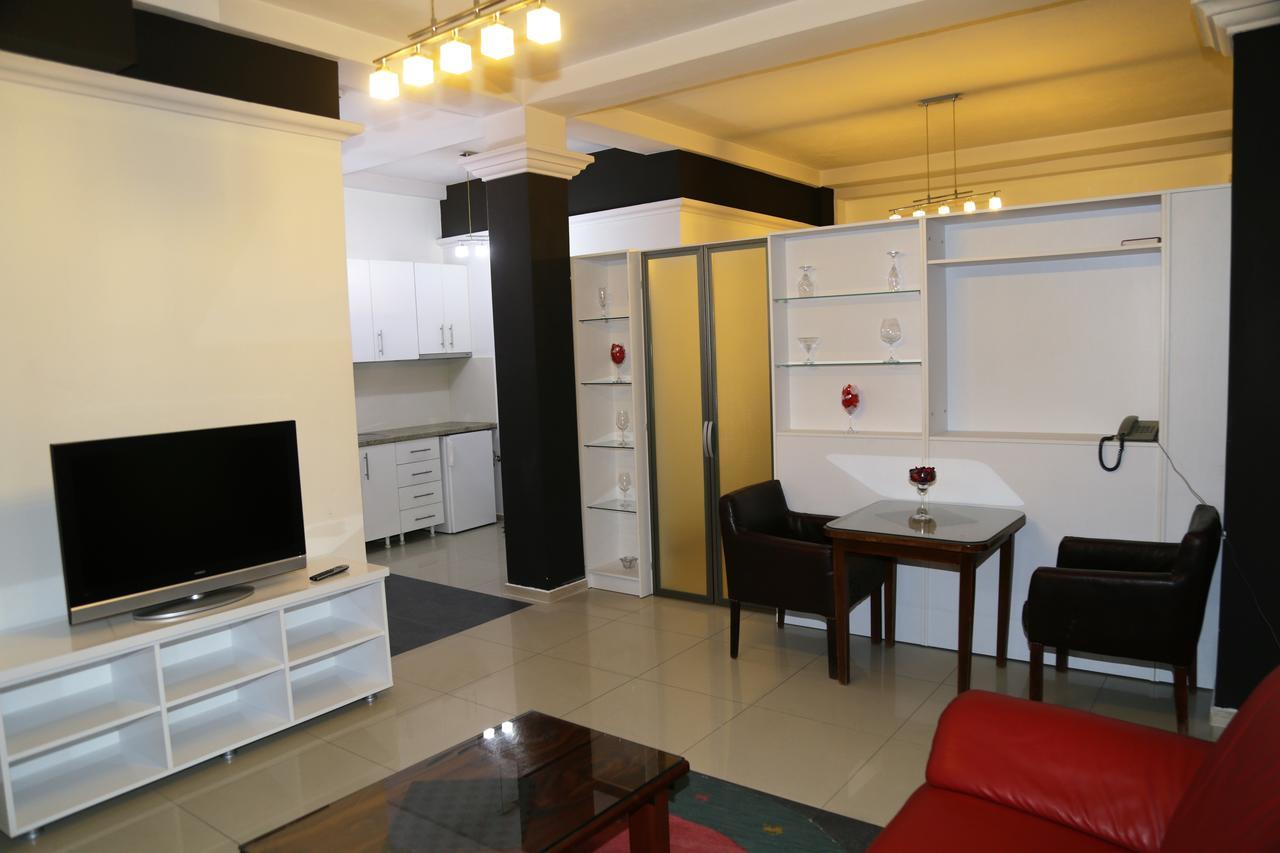 Hotel Ambasador Bitola Ngoại thất bức ảnh